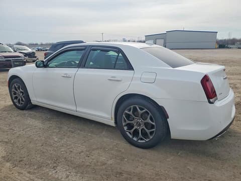 2015 Chrysler 300, VIN 2C3CCAGG9FH803413. Фото 2 з 6 з аукціону Copart. Каталог авто зі США OpenDataCar.