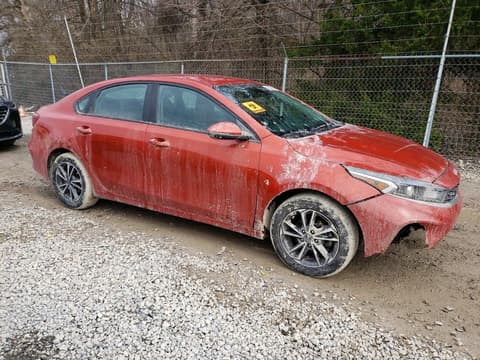 2022 Kia Forte, VIN 3KPF24AD9NE486688. Фото 4 з 6 з аукціону Copart. Каталог авто зі США OpenDataCar.