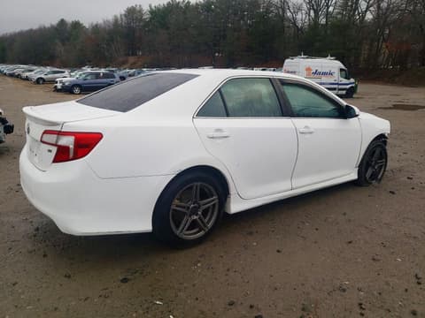 2013 Toyota Camry, VIN 4T1BF1FK8DU232569. Фото 3 з 6 з аукціону Copart. Каталог авто зі США OpenDataCar.