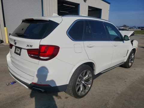 2018 Bmw X5, VIN 5UXKR2C50J0Z15786. Photo 3 of 6 from Copart auction. OpenDataCar US salvage catalog.