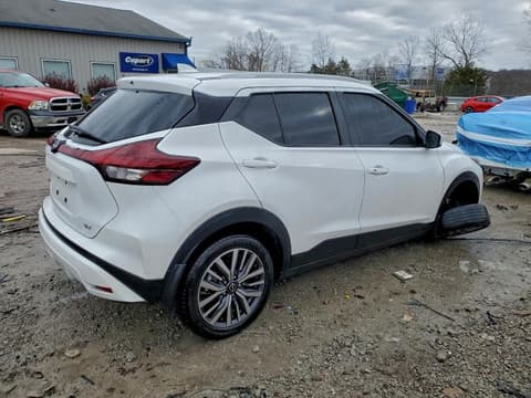 2024 Nissan Kicks, VIN 3N1CP5CV0RL574887. Фото 3 из 6 с аукциона Copart. Каталог авто из США OpenDataCar.