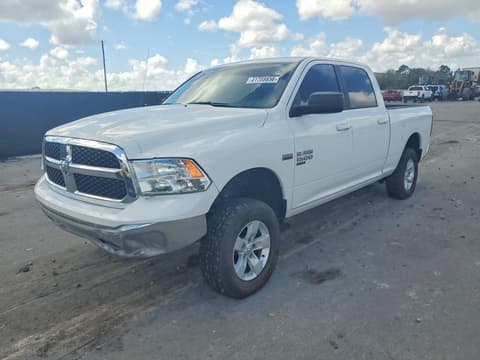 2021 Ram 1500, VIN 1C6RR6TT7MS517562. Фото 1 з 6 з аукціону Copart. Каталог авто зі США OpenDataCar.