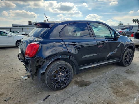 2017 Fiat 500X, VIN ZFBCFXCB8HP611918. Фото 3 из 6 с аукциона Copart. Каталог авто из США OpenDataCar.
