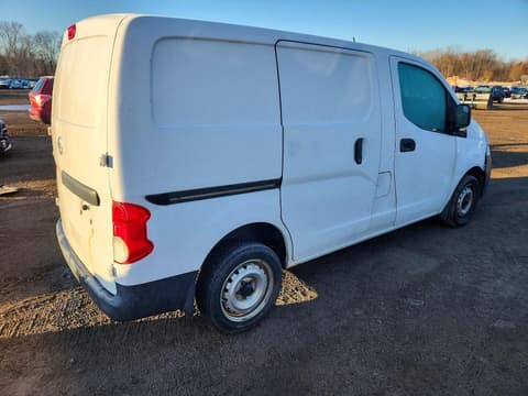 2015 Nissan NV 200, VIN 3N6CM0KN1FK716964. Фото 3 з 6 з аукціону Copart. Каталог авто зі США OpenDataCar.