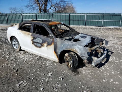 2016 Chrysler 300, VIN 2C3CCAAG3GH198329. Фото 4 з 6 з аукціону Copart. Каталог авто зі США OpenDataCar.