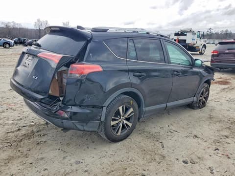 2018 Toyota RAV4, VIN 2T3WFREV5JW451567. Фото 3 из 6 с аукциона Copart. Каталог авто из США OpenDataCar.