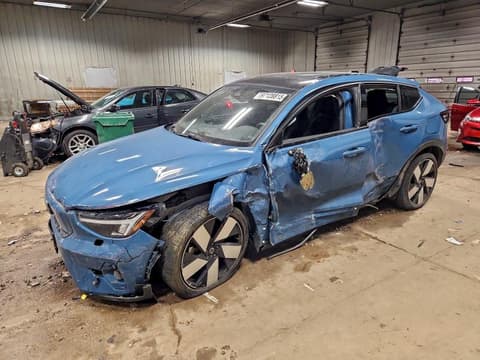 2023 Volvo C40, VIN YV4ED3GM2P2047563. Фото 1 из 6 с аукциона Copart. Каталог авто из США OpenDataCar.