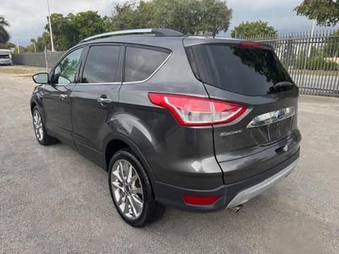 2016 Ford Escape, VIN 1FMCU0GX4GUC35892. Zdjęcie 2 z 6 z aukcji Copart. Katalog aut z USA OpenDataCar.