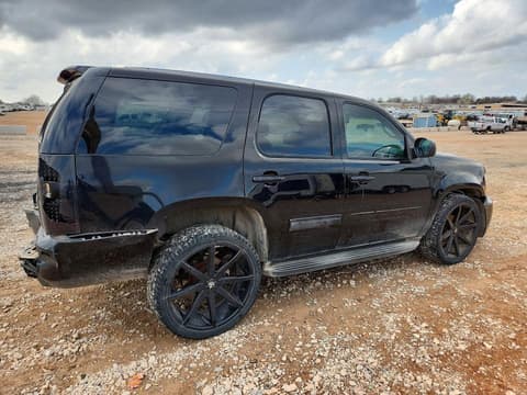 2011 Chevrolet Tahoe, VIN 1GNSCBE09BR393569. Фото 3 з 6 з аукціону Copart. Каталог авто зі США OpenDataCar.
