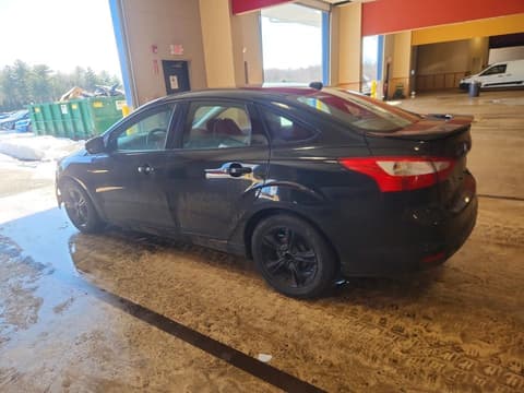 2014 Ford Focus, VIN 1FADP3F28EL234003. Фото 2 з 6 з аукціону Copart. Каталог авто зі США OpenDataCar.