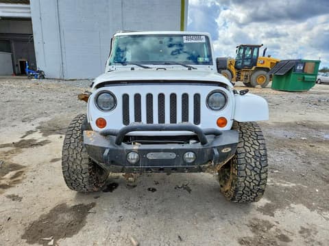 2013 Jeep Wrangler Unlimited, VIN 1C4HJWEG6DL506039. Фото 5 з 6 з аукціону Copart. Каталог авто зі США OpenDataCar.