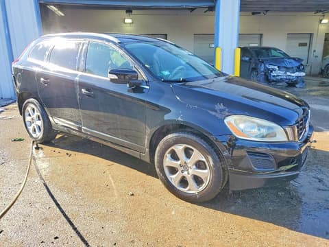 2013 Volvo XC60, VIN YV4952DL4D2386597. Фото 4 з 6 з аукціону Copart. Каталог авто зі США OpenDataCar.