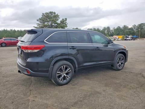 2018 Toyota Highlander, VIN 5TDZARFHXJS037206. Zdjęcie 3 z 6 z aukcji Copart. Katalog aut z USA OpenDataCar.
