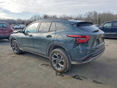 2025 Chevrolet Trax, VIN KL77LHEP0SC331735. Zdjęcie 2 z 6 z aukcji Copart. Katalog aut z USA OpenDataCar.