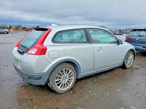 2010 Volvo C30, VIN YV1672MK7A2183801. Фото 3 из 6 с аукциона Copart. Каталог авто из США OpenDataCar.