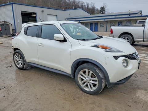2015 Nissan Juke, VIN JN8AF5MV0FT555421. Фото 4 з 6 з аукціону Copart. Каталог авто зі США OpenDataCar.