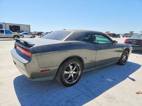 2009 Dodge Challenger, VIN 2B3LJ44VX9H587230. Фото 3 з 6 з аукціону Copart. Каталог авто зі США OpenDataCar.