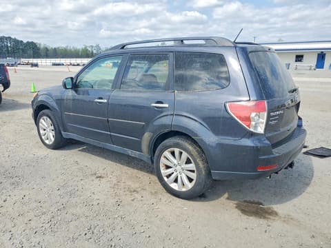 2011 Subaru Forester, VIN JF2SHAFCXBH701725. Zdjęcie 2 z 6 z aukcji Copart. Katalog aut z USA OpenDataCar.