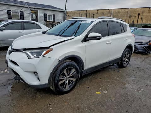 2018 Toyota RAV4, VIN JTMRFREV7JJ178045. Фото 1 з 6 з аукціону Copart. Каталог авто зі США OpenDataCar.