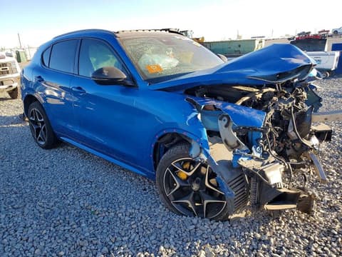 2020 Alfa romeo Stelvio, VIN ZASPAKBN5L7C77049. Фото 4 з 6 з аукціону Copart. Каталог авто зі США OpenDataCar.
