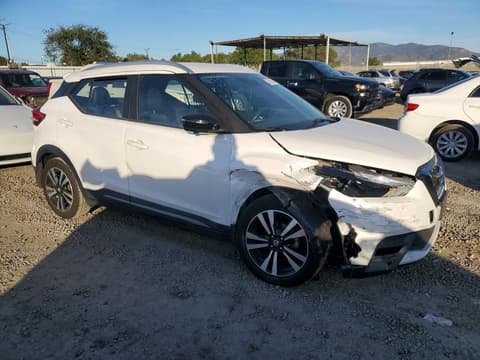 2020 Nissan Kicks, VIN 3N1CP5DV0LL482720. Фото 4 из 6 с аукциона Copart. Каталог авто из США OpenDataCar.