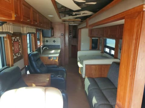 2008 Foretravel Recreational Vehicle (rv), VIN 1F98DN4098N054879. Фото 6 з 6 з аукціону Copart. Каталог авто зі США OpenDataCar.