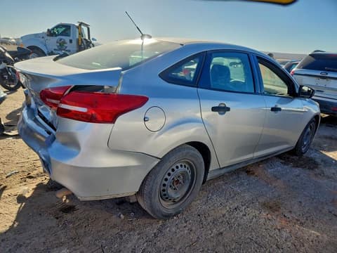 2018 Ford Focus, VIN 1FADP3E27JL303484. Фото 3 з 6 з аукціону Copart. Каталог авто зі США OpenDataCar.
