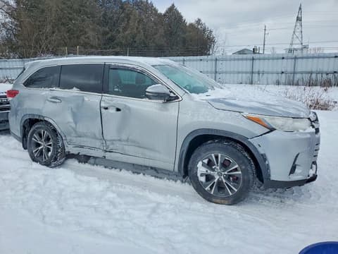 2017 Toyota Highlander, VIN 5TDBZRFH6HS484488. Фото 4 з 6 з аукціону Copart. Каталог авто зі США OpenDataCar.