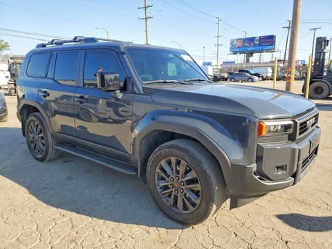 2025 Toyota Land Cruiser, VIN JTEABFAJXSK037228. Фото 4 з 6 з аукціону Copart. Каталог авто зі США OpenDataCar.