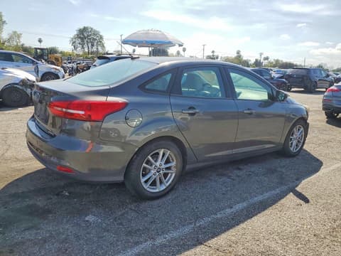 2015 Ford Focus, VIN 1FADP3F29FL304657. Фото 3 з 6 з аукціону Copart. Каталог авто зі США OpenDataCar.