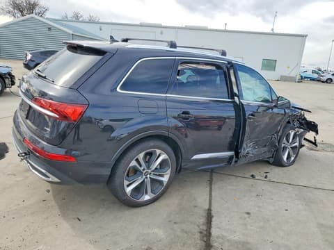 2020 Audi Q7, VIN WA1LXAF74LD009102. Фото 3 з 6 з аукціону Copart. Каталог авто зі США OpenDataCar.
