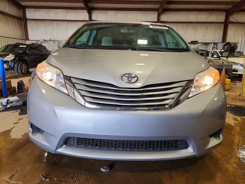 2015 Toyota Sienna, VIN 5TDKK3DC8FS577289. Фото 5 з 6 з аукціону Copart. Каталог авто зі США OpenDataCar.