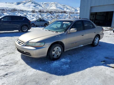 2001 Honda Accord, VIN 1HGCG165X1A048233. Фото 1 з 6 з аукціону Copart. Каталог авто зі США OpenDataCar.