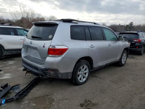 2013 Toyota Highlander, VIN 5TDBK3EH7DS268274. Фото 3 з 6 з аукціону Copart. Каталог авто зі США OpenDataCar.