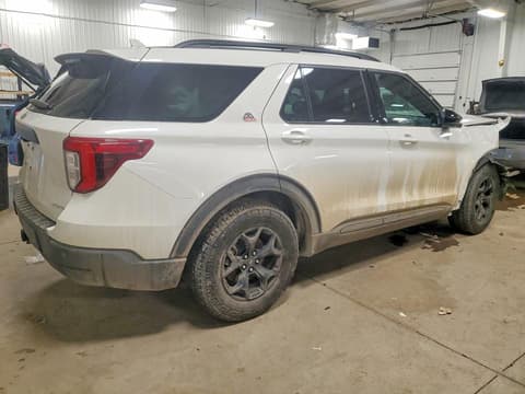 2024 Ford Explorer, VIN 1FMSK8JH0RGA10047. Фото 3 з 6 з аукціону Copart. Каталог авто зі США OpenDataCar.