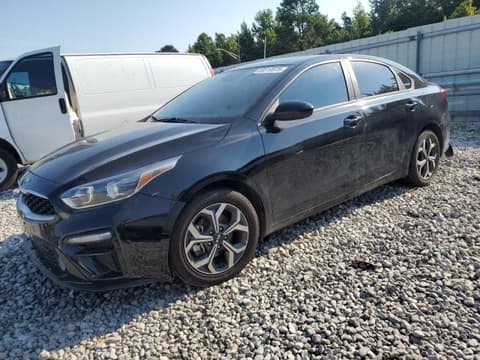2021 Kia Forte, VIN 3KPF24AD2ME262810. Фото 1 з 6 з аукціону Copart. Каталог авто зі США OpenDataCar.