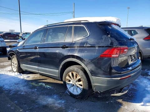 2018 Volkswagen Tiguan, VIN 3VV2B7AX7JM107165. Фото 2 з 6 з аукціону Copart. Каталог авто зі США OpenDataCar.
