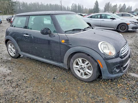 2013 Mini Cooper, VIN WMWSU3C57DT545586. Фото 4 з 6 з аукціону Copart. Каталог авто зі США OpenDataCar.