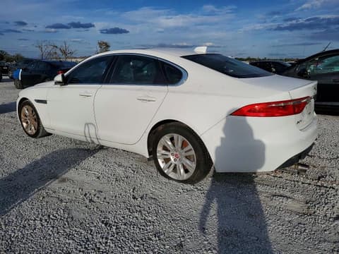 2017 Jaguar XF, VIN SAJBR4BV0HCY46610. Фото 2 из 6 с аукциона Copart. Каталог авто из США OpenDataCar.