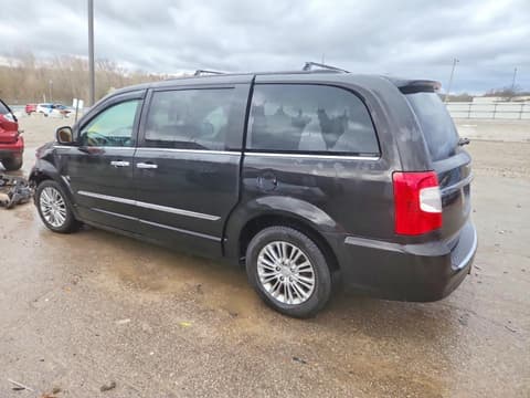 2015 Chrysler Town & Country, VIN 2C4RC1CG1FR522194. Фото 2 з 6 з аукціону Copart. Каталог авто зі США OpenDataCar.