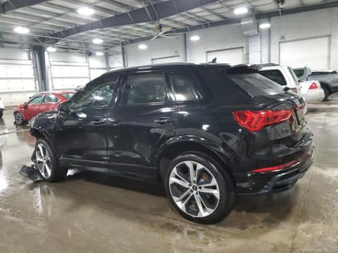2021 Audi Q3, VIN WA1EECF36M1018071. Фото 2 из 6 с аукциона Copart. Каталог авто из США OpenDataCar.