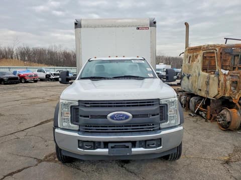 2017 Ford F-550 Super Duty, VIN 1FDUF5GT9HEB57162. Фото 5 з 6 з аукціону Copart. Каталог авто зі США OpenDataCar.