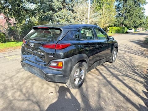 2021 Hyundai Kona, VIN KM8K1CAA6MU685811. Zdjęcie 4 z 6 z aukcji Copart. Katalog aut z USA OpenDataCar.