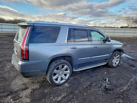 2019 Cadillac Escalade, VIN 1GYS4BKJ1KR103886. Фото 3 з 6 з аукціону Copart. Каталог авто зі США OpenDataCar.