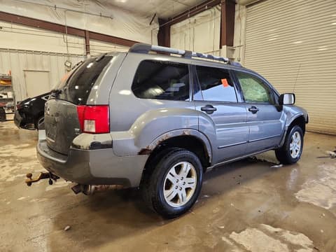 2004 Mitsubishi Endeavor, VIN 4A4MN21S44E047001. Photo 3 of 6 from Copart auction. OpenDataCar US salvage catalog.