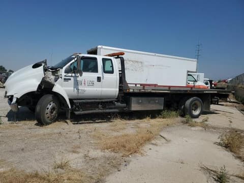 2007 Ford F-650, VIN 3FRWX65B27V516125. Фото 2 из 6 с аукциона Copart. Каталог авто из США OpenDataCar.