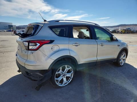2018 Ford Escape, VIN 1FMCU9J9XJUB54238. Фото 3 з 6 з аукціону Copart. Каталог авто зі США OpenDataCar.