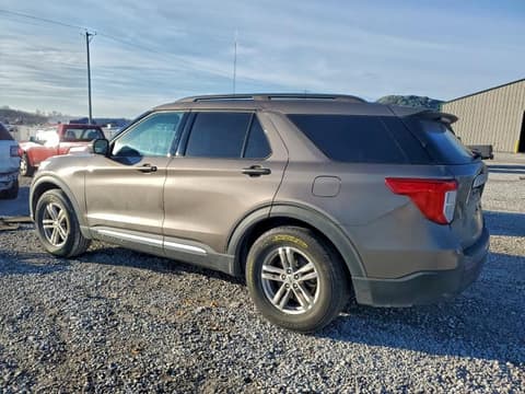 2021 Ford Explorer, VIN 1FMSK7DH0MGB40649. Фото 2 з 6 з аукціону Copart. Каталог авто зі США OpenDataCar.