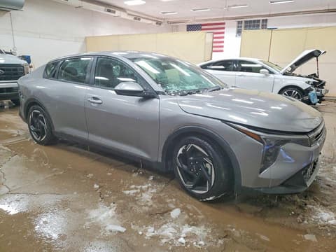 2025 Kia K4, VIN 3KPFU4DE8SE007560. Фото 4 з 6 з аукціону Copart. Каталог авто зі США OpenDataCar.