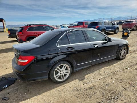 2013 Mercedes-benz C-Class, VIN WDDGF8AB7DR285332. Фото 3 з 6 з аукціону Copart. Каталог авто зі США OpenDataCar.